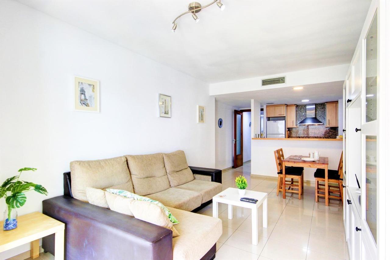 Mileni 2 2 1 1 Roses - Barneda Premium Apartman Kültér fotó