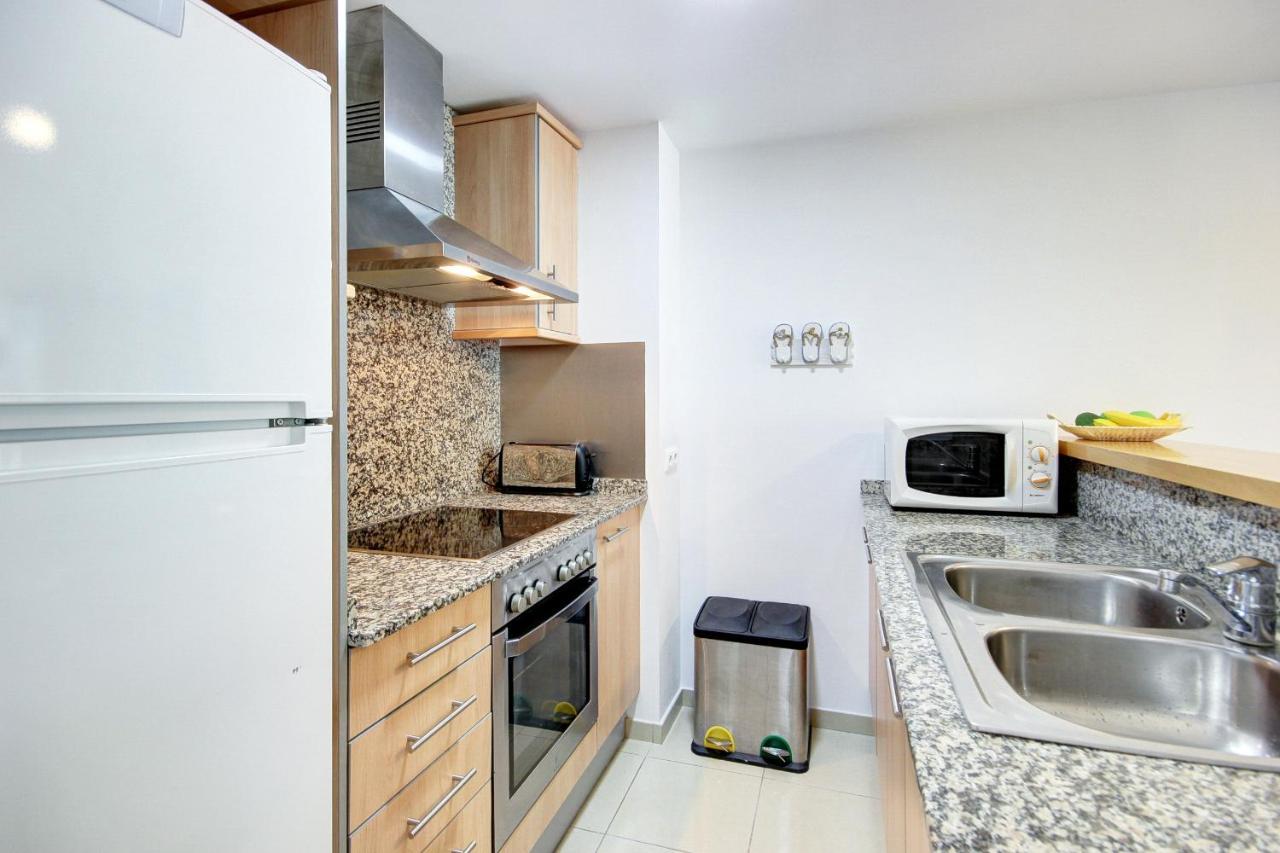 Mileni 2 2 1 1 Roses - Barneda Premium Apartman Kültér fotó