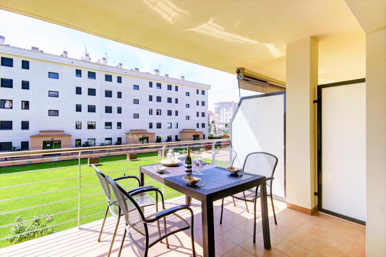 Mileni 2 2 1 1 Roses - Barneda Premium Apartman Kültér fotó