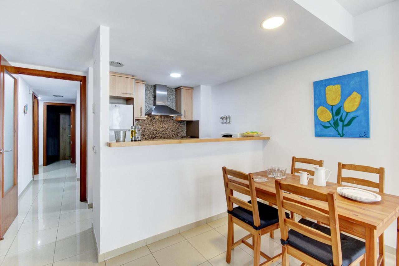 Mileni 2 2 1 1 Roses - Barneda Premium Apartman Kültér fotó