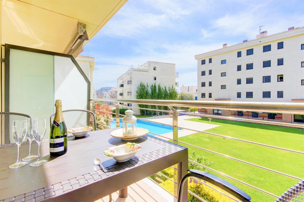 Mileni 2 2 1 1 Roses - Barneda Premium Apartman Kültér fotó