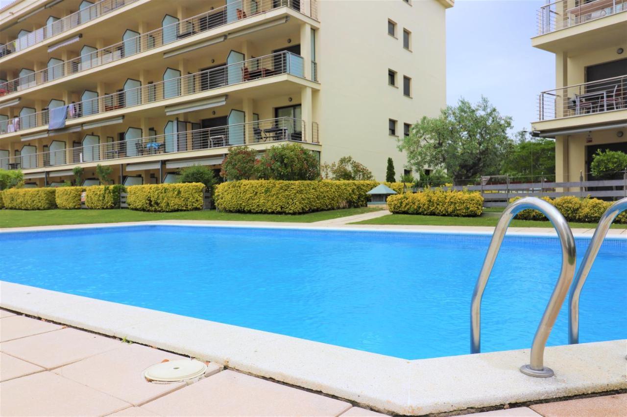Mileni 2 2 1 1 Roses - Barneda Premium Apartman Kültér fotó